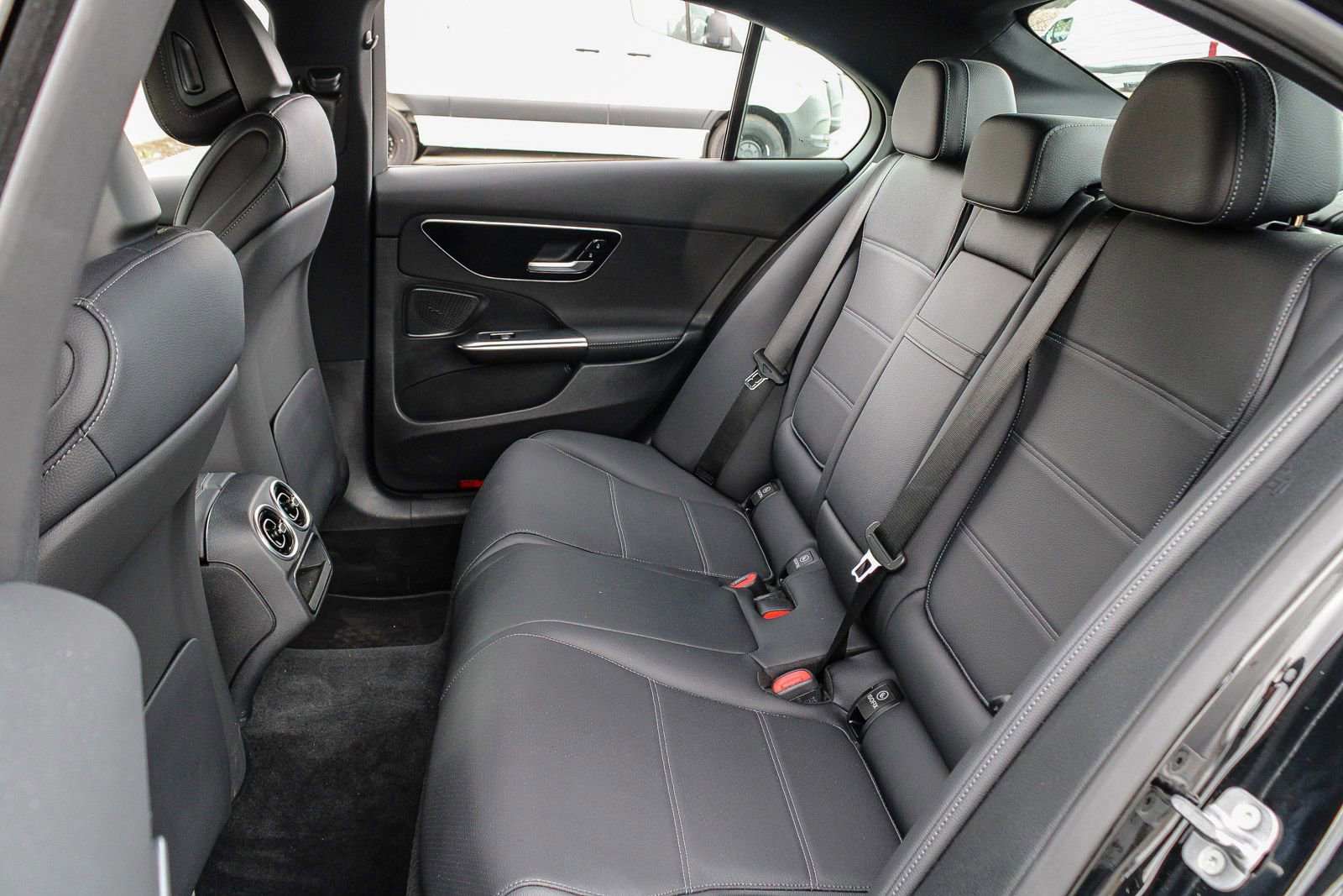 Certified 2025 Mercedes-Benz C 300 4MATIC Sedan image 19