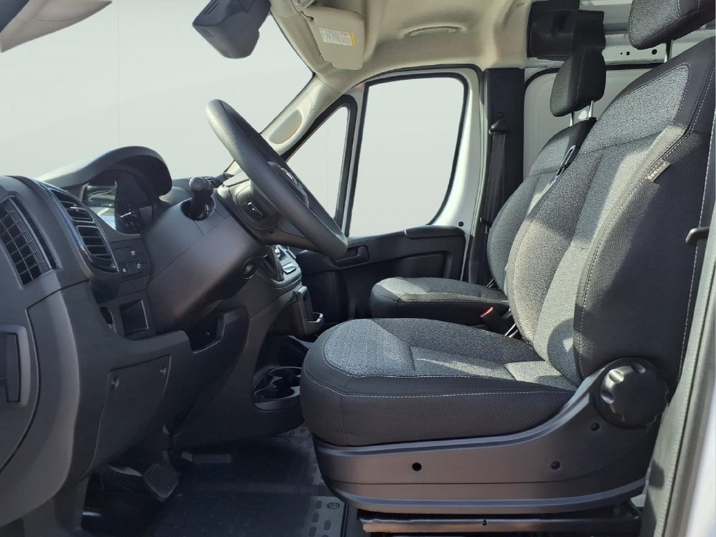 New 2026 RAM ProMaster 1500 w/ Convenience Group FWD image 9