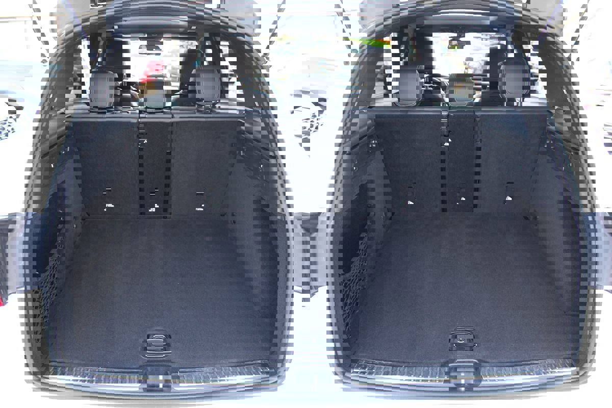 Used 2019 Mercedes-Benz GLC 300 4MATIC image 33