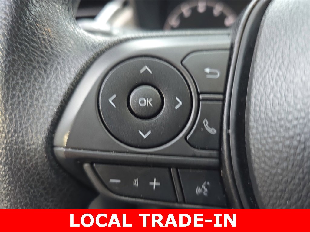 Used 2025 Toyota Corolla Cross L image 17