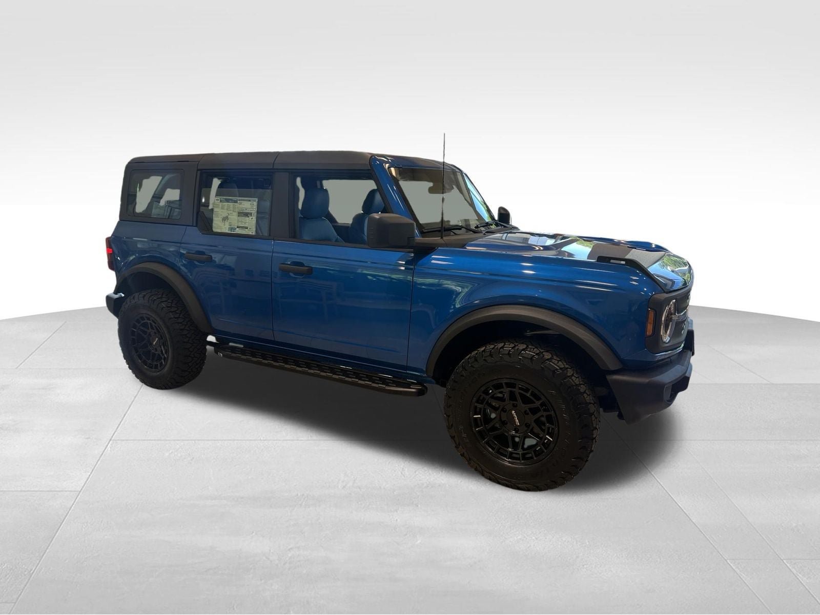 New 2025 Ford Bronco 4-Door AWD/4WD image 6