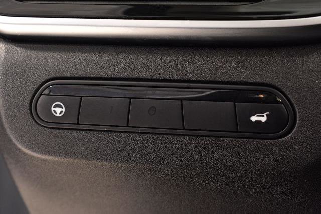 Certified 2026 INFINITI QX60 Luxe w/ Cargo Package AWD/4WD image 18