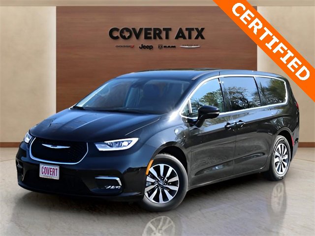 Used 2024 Chrysler Pacifica Select image 1