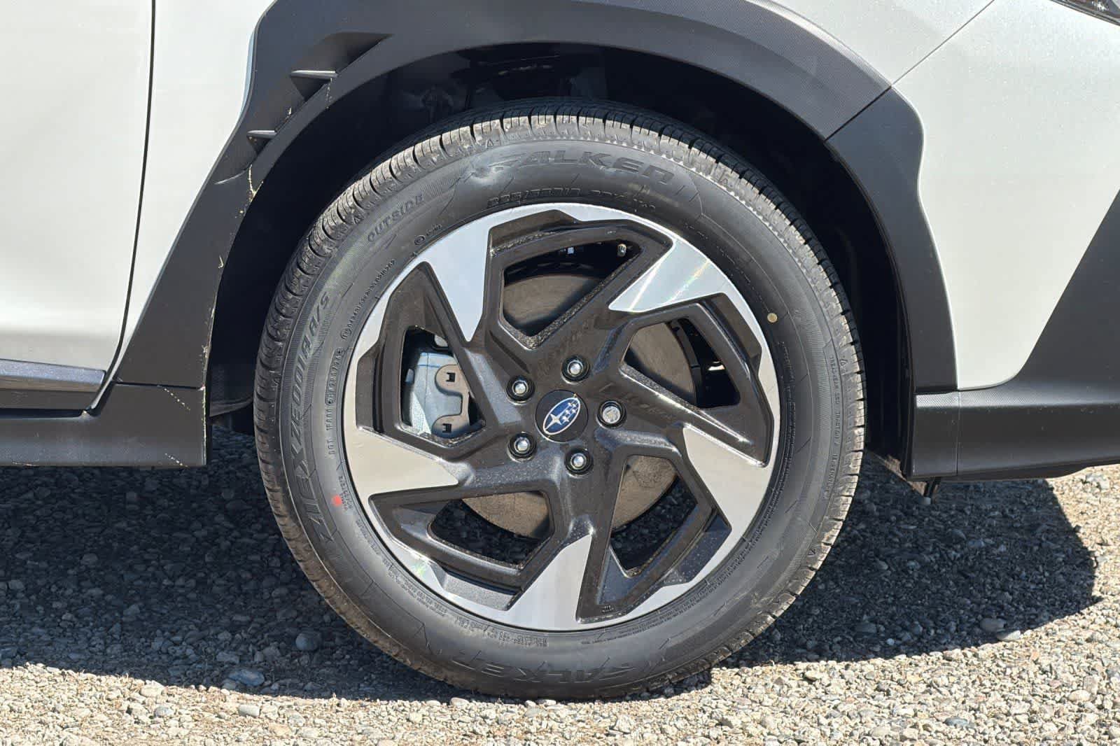 New 2026 Subaru Crosstrek 2.5i Limited w/ Crosstrek Mirror Package AWD/4WD image 29