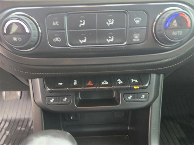 Used 2022 GMC Canyon AT4 image 18