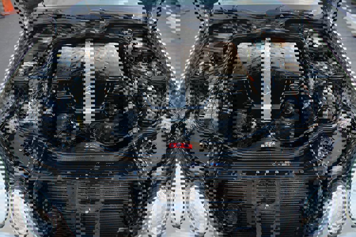 Used 2004 Mercedes-Benz E 320 Sedan image 31