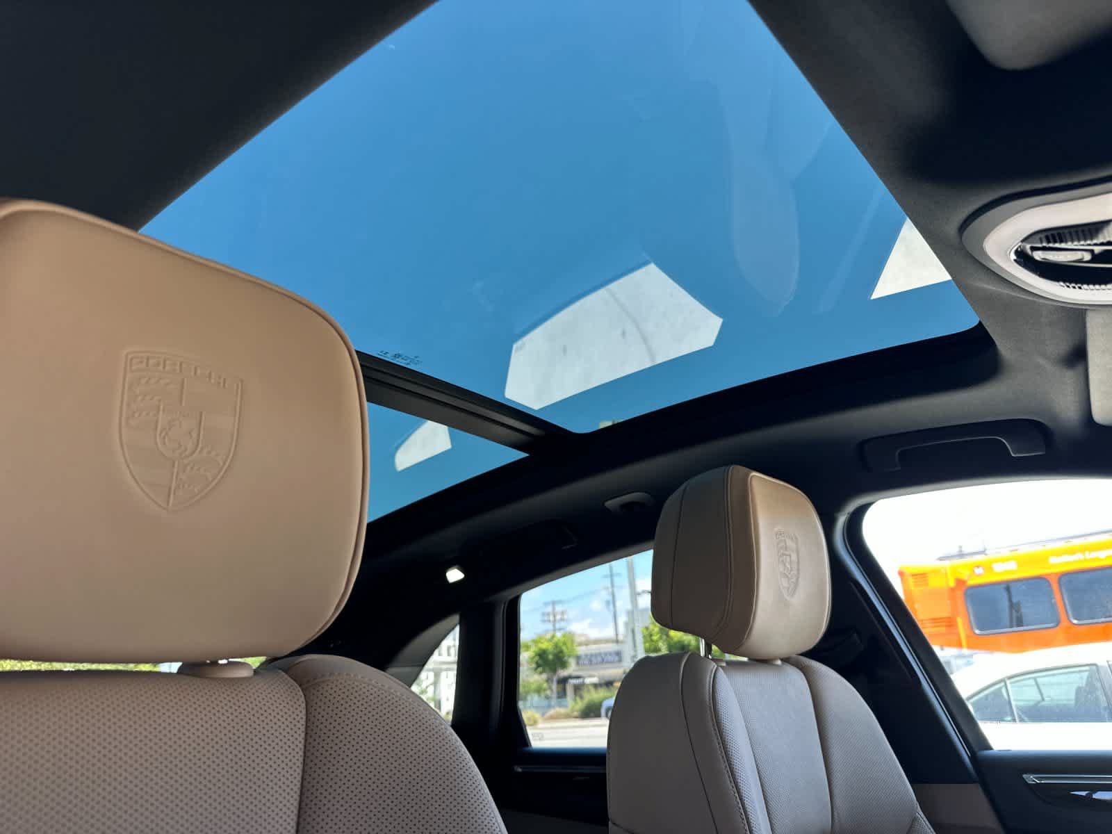 New 2026 Porsche Macan AWD/4WD image 18