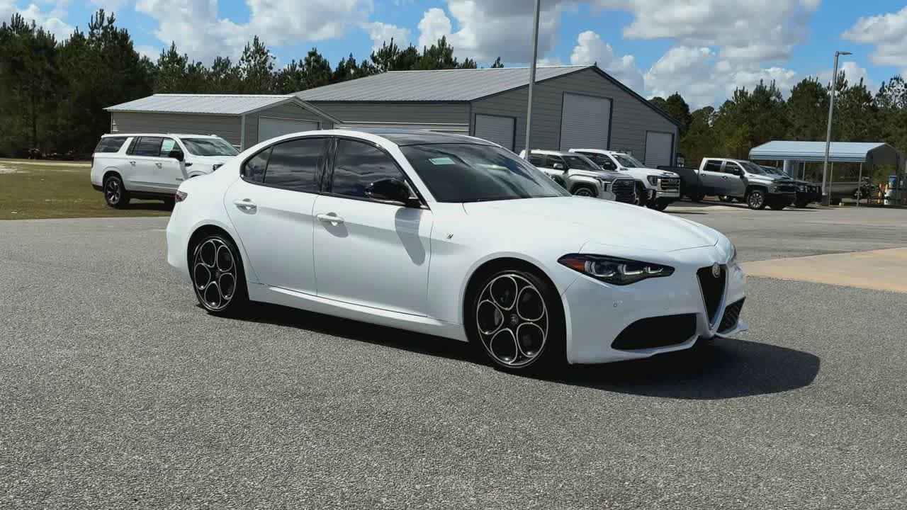 Used 2024 Alfa Romeo Giulia Ti w/ Active Assist Plus Package RWD image 2