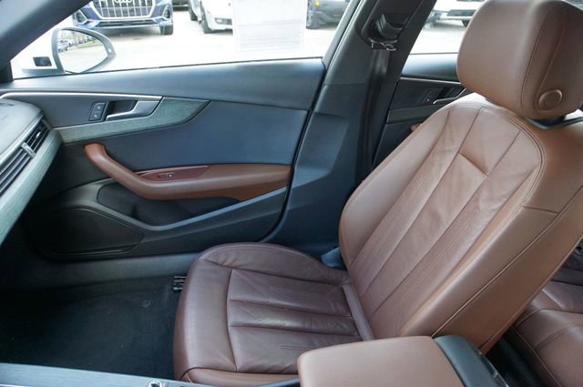 Used 2019 Audi A4 2.0T Premium image 28