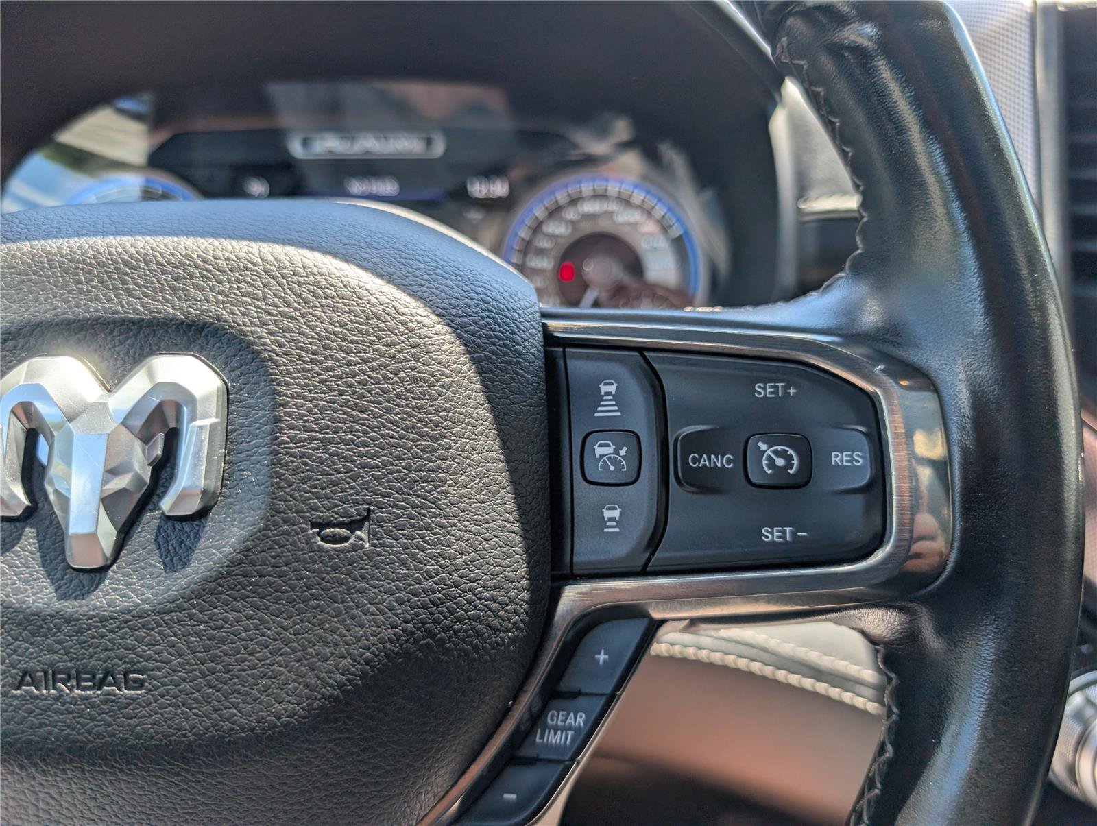 Used 2021 RAM 1500 Limited AWD/4WD image 27