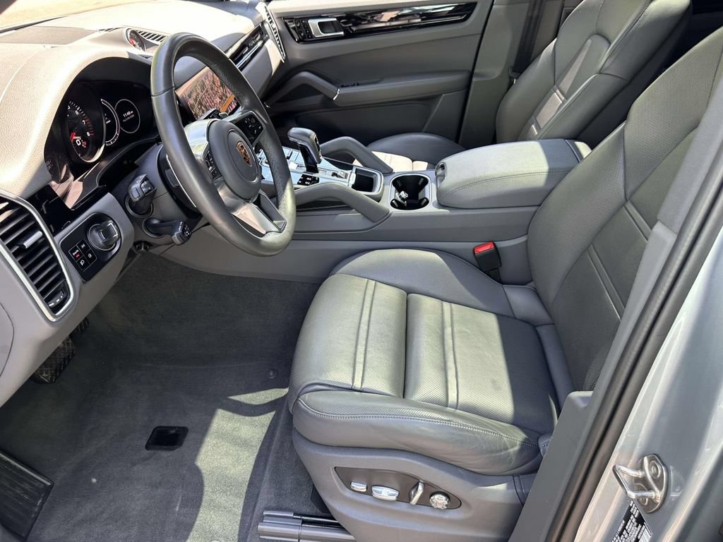 Used 2020 Porsche Cayenne AWD/4WD image 20