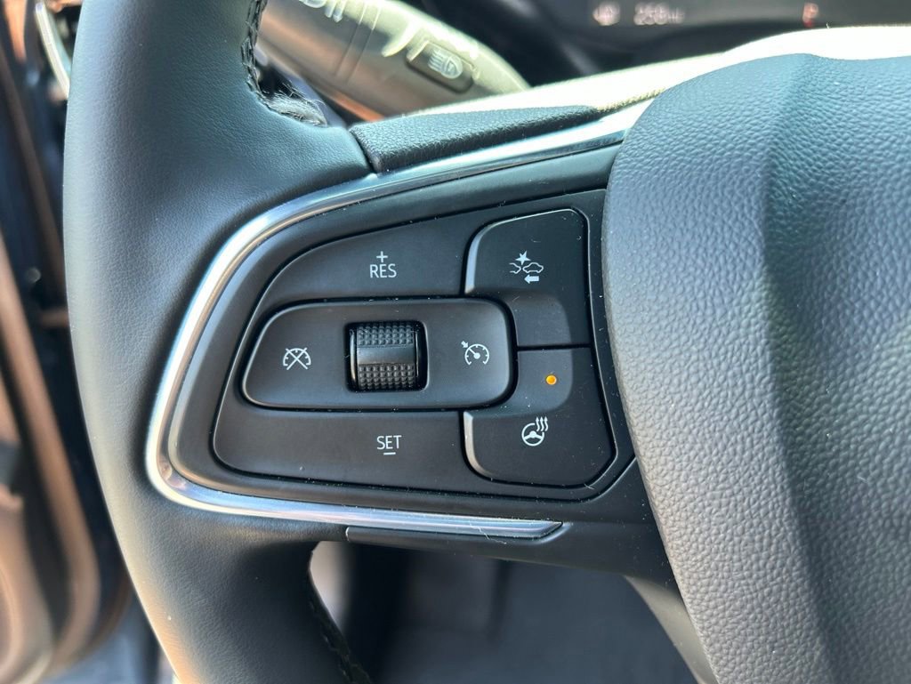 Used 2024 Buick Envista Avenir FWD image 25