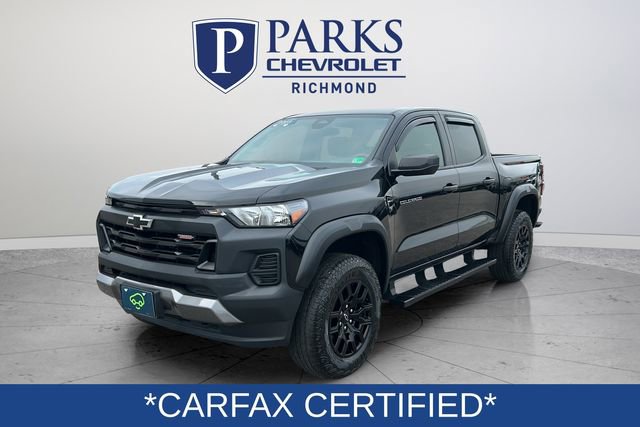 Used 2023 Chevrolet Colorado Trail Boss AWD/4WD image 3