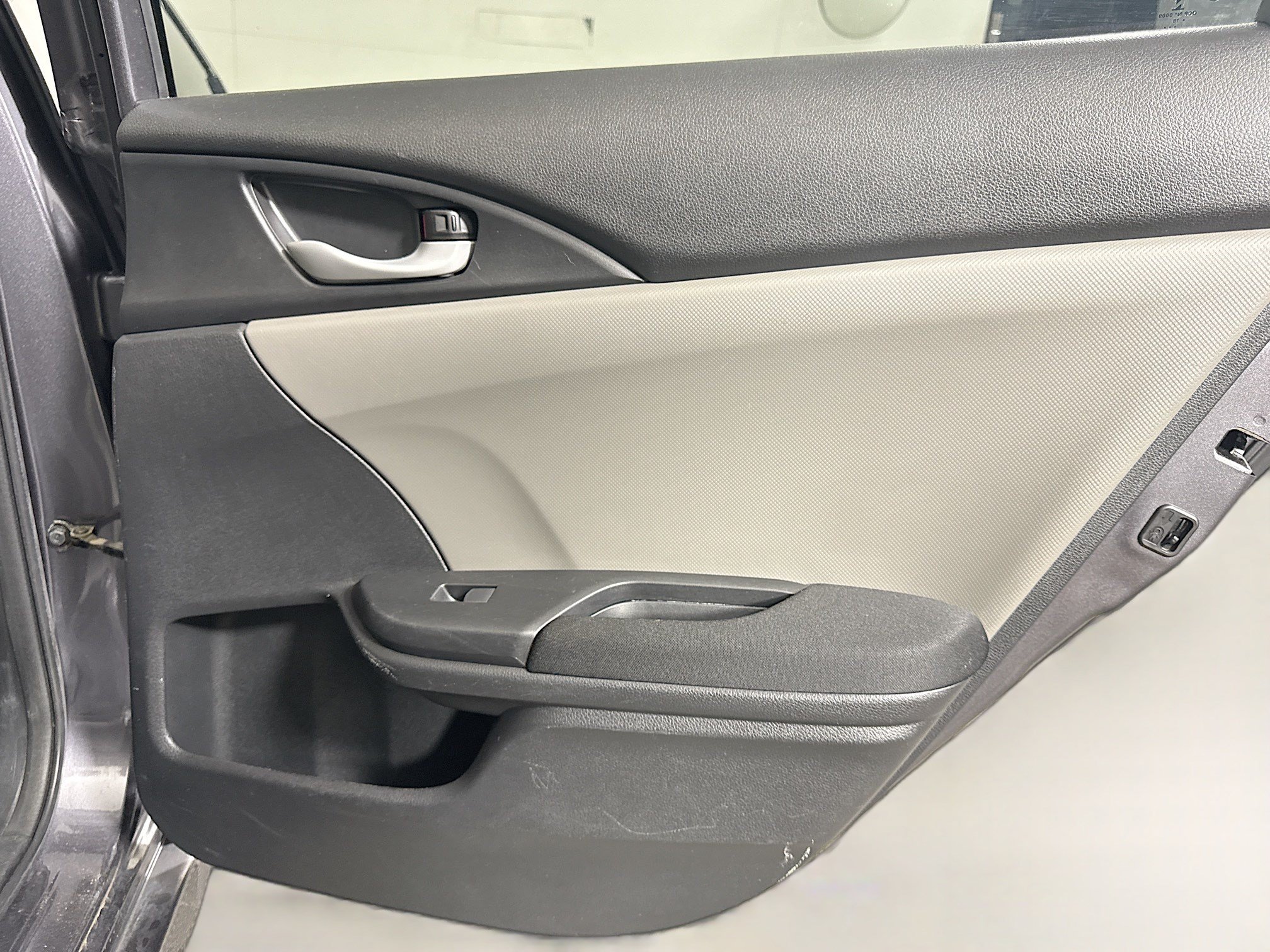 Used 2019 Honda Civic LX image 27