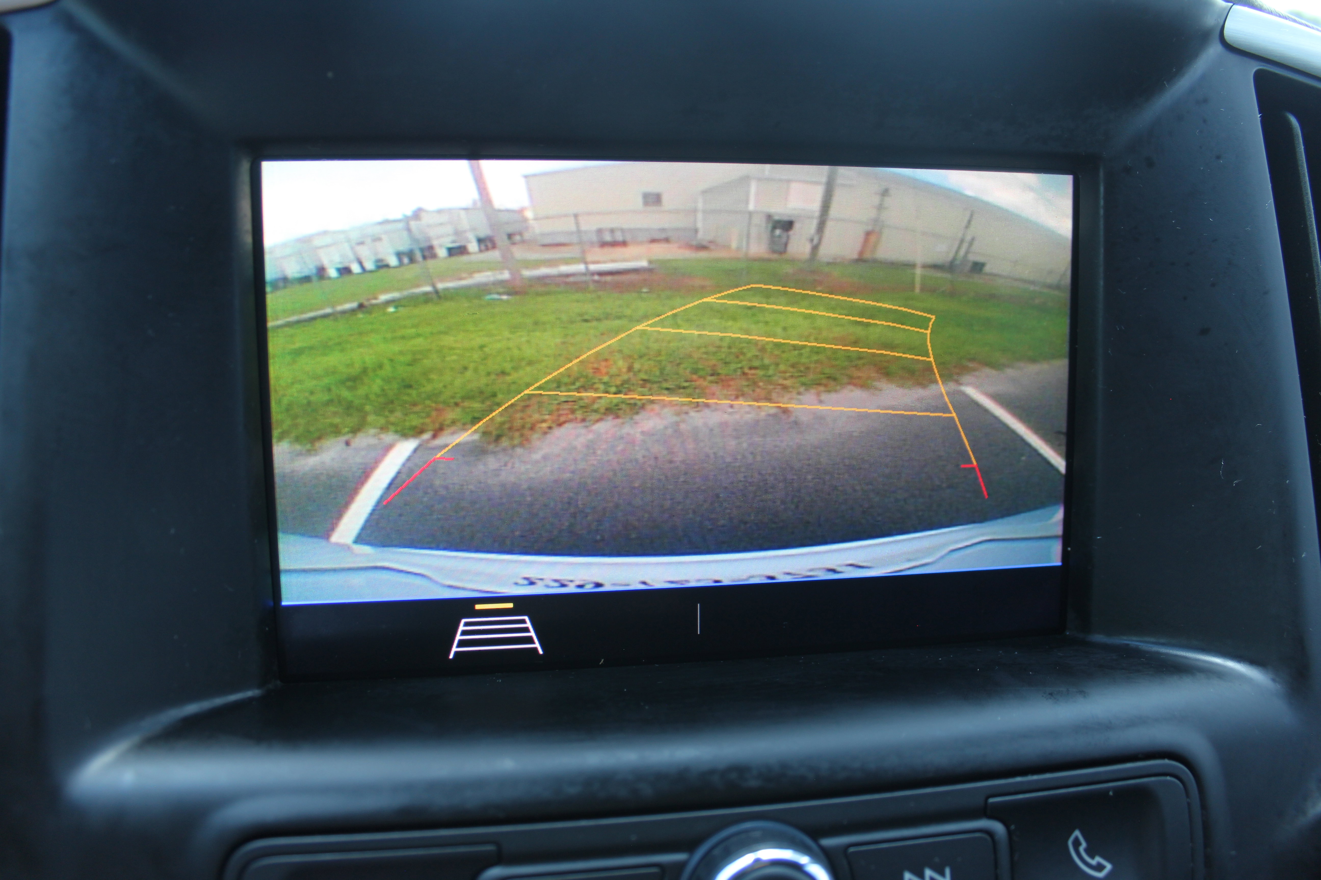 Used 2021 GMC Terrain SLE w/ Driver Convenience Package image 28