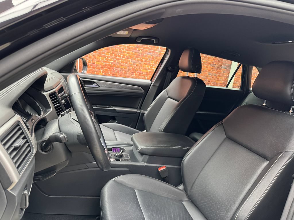 Used 2020 Volkswagen Atlas Cross Sport SE AWD/4WD image 23