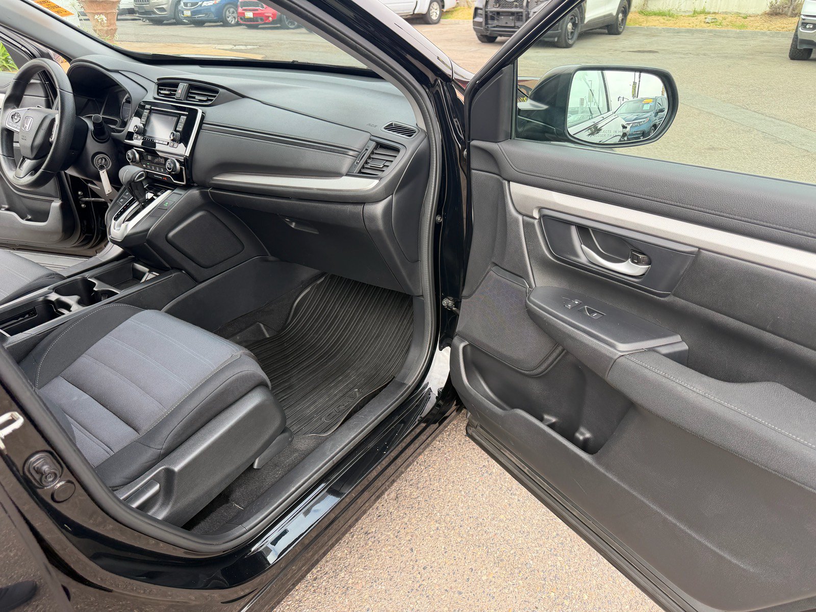 Used 2019 Honda CR-V LX image 14