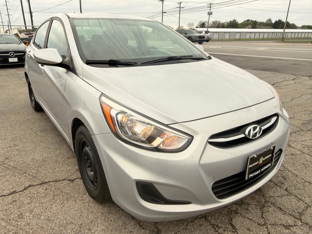 Used 2016 Hyundai Accent SE FWD image 11