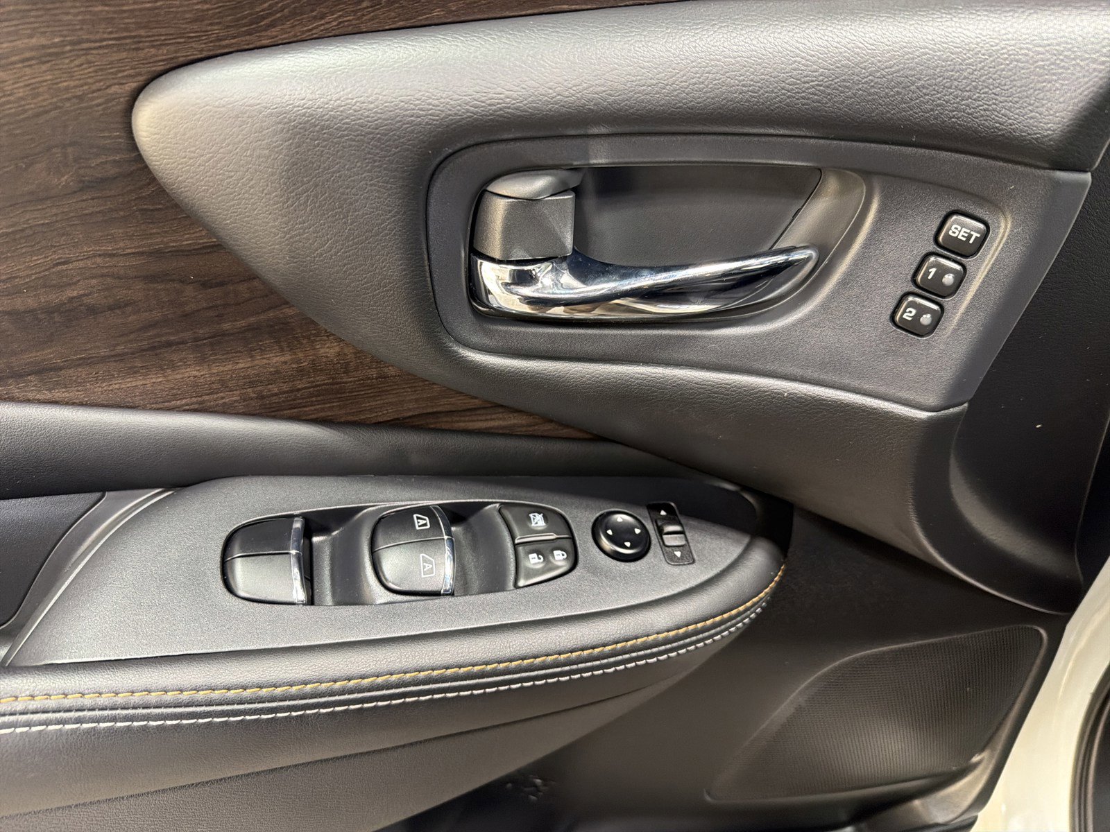 Used 2024 Nissan Murano Platinum w/ Cargo Package image 19