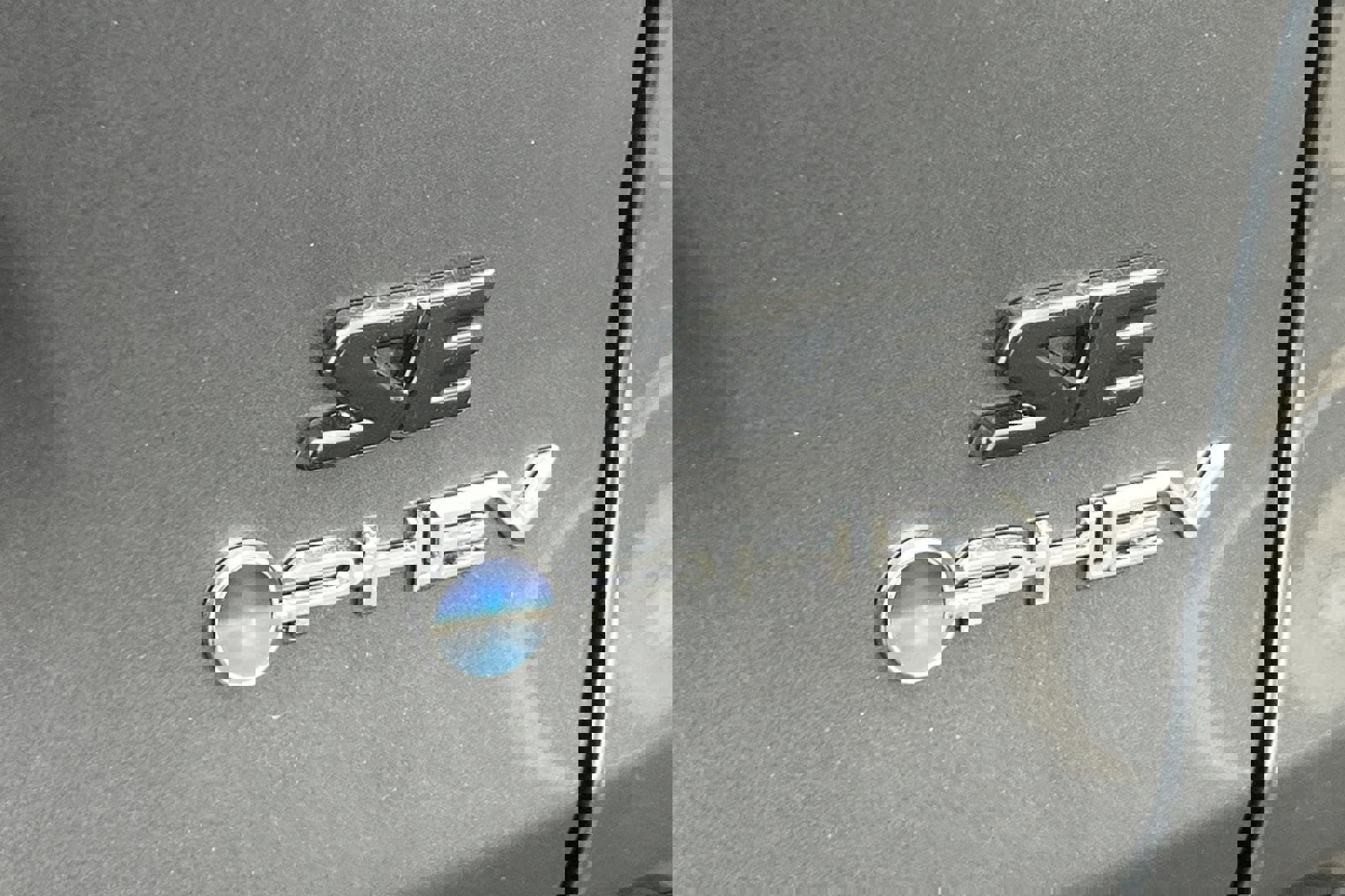 Certified 2025 Toyota RAV4 SE image 27