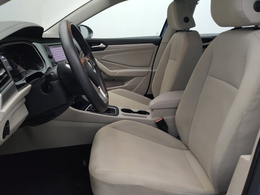 Used 2019 Volkswagen Jetta SE FWD image 17