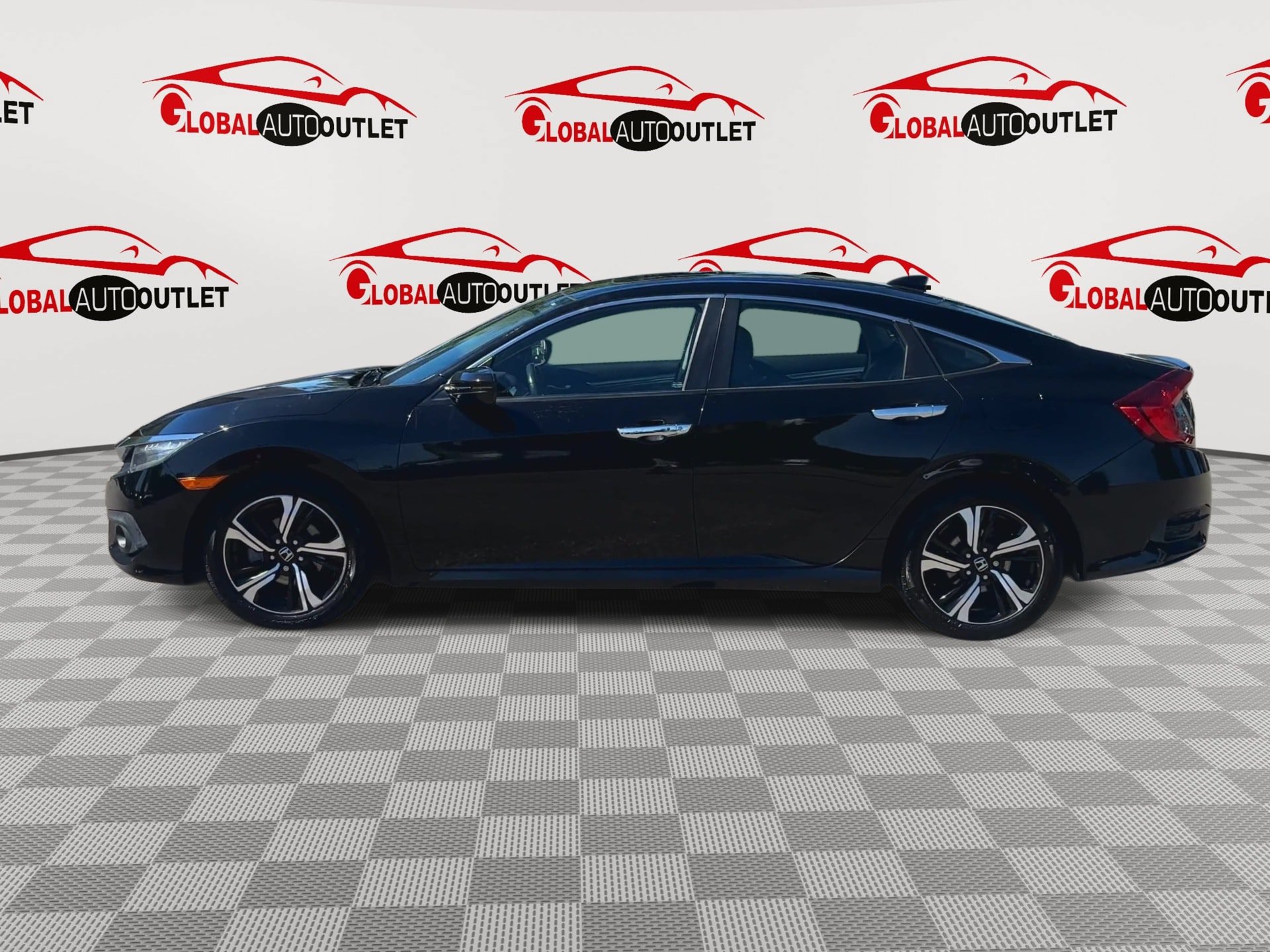 Used 2016 Honda Civic Touring image 5
