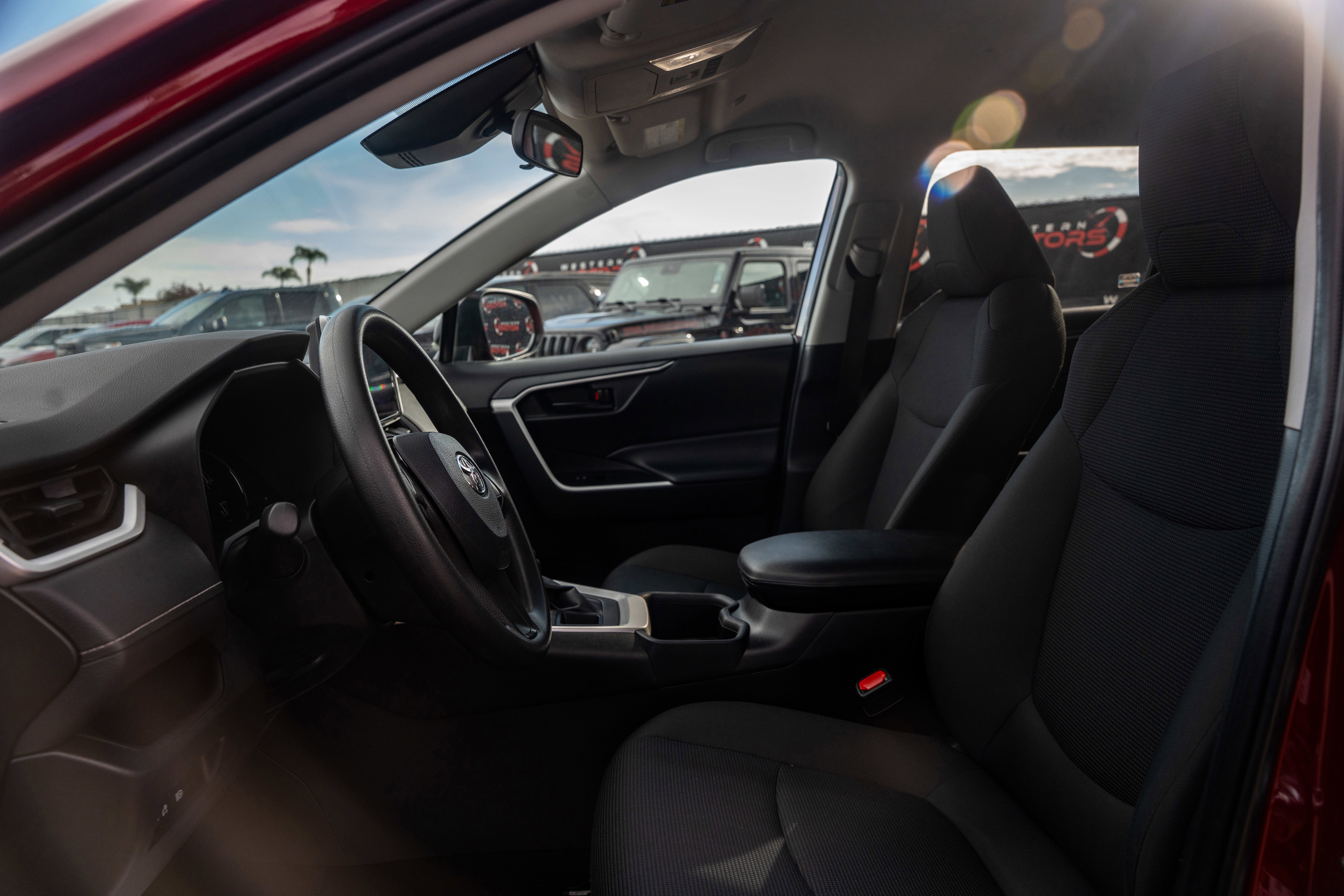 Used 2024 Toyota RAV4 LE image 18