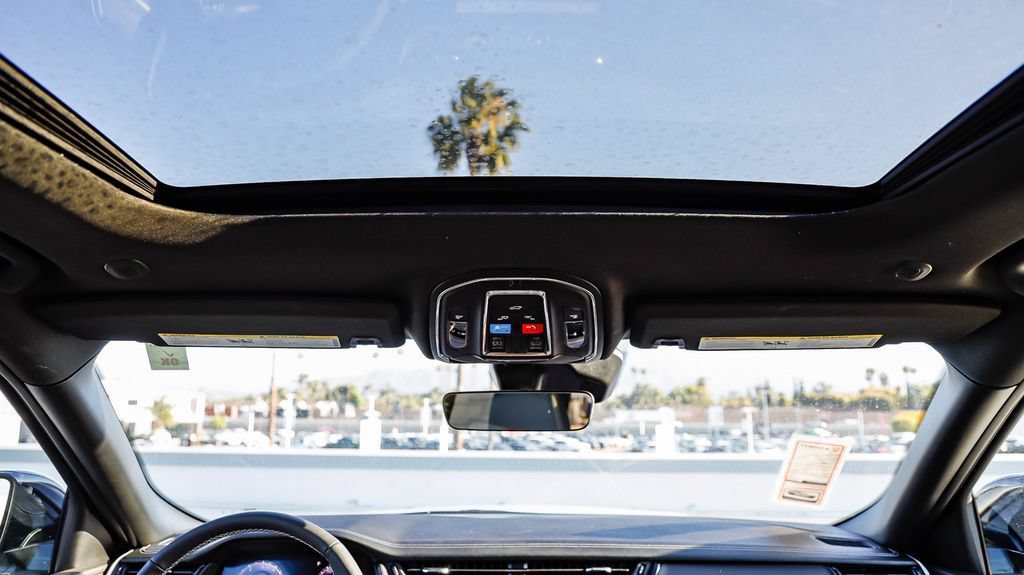 New 2026 Jeep Grand Cherokee Altitude RWD image 19