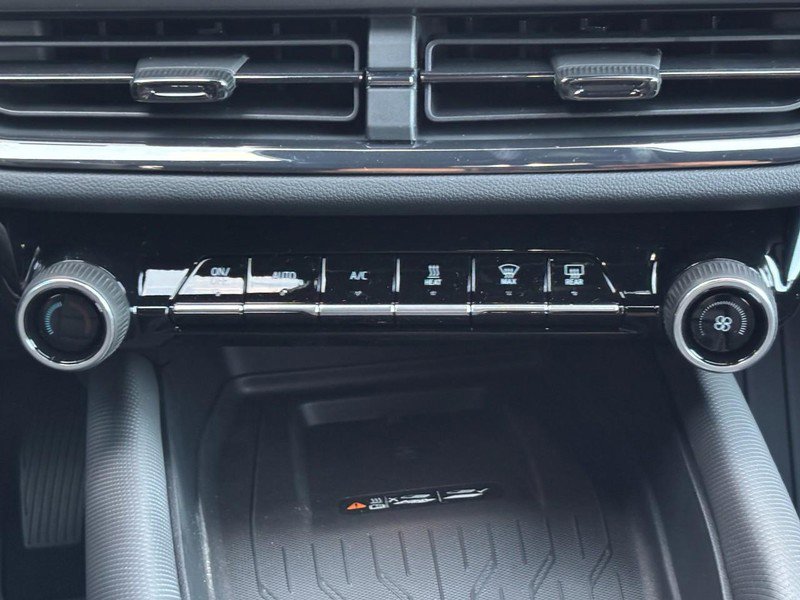 New 2026 Chevrolet Equinox EV RS image 9