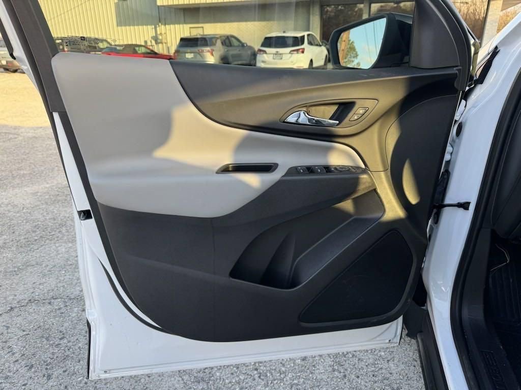 New 2024 Chevrolet Equinox LS w/ LS Convenience Package image 8