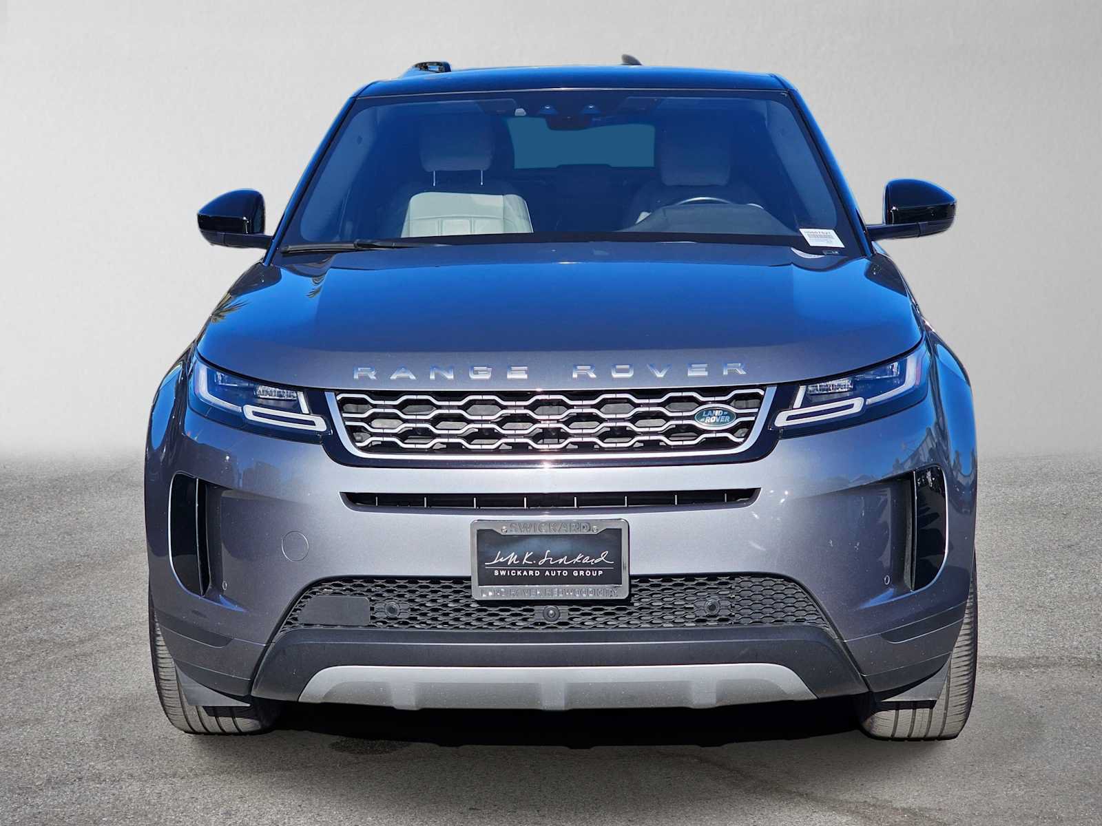 Used 2020 Land Rover Range Rover Evoque SE AWD/4WD image 8