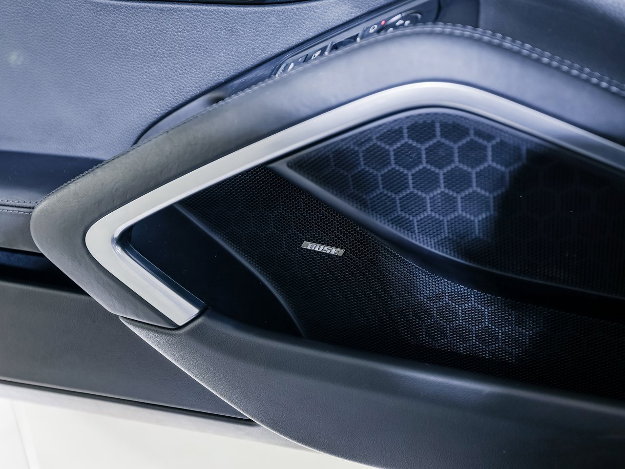 Used 2017 Porsche 911 Carrera 4 image 21