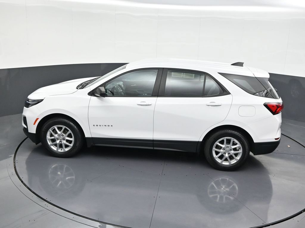 Used 2022 Chevrolet Equinox LS image 20