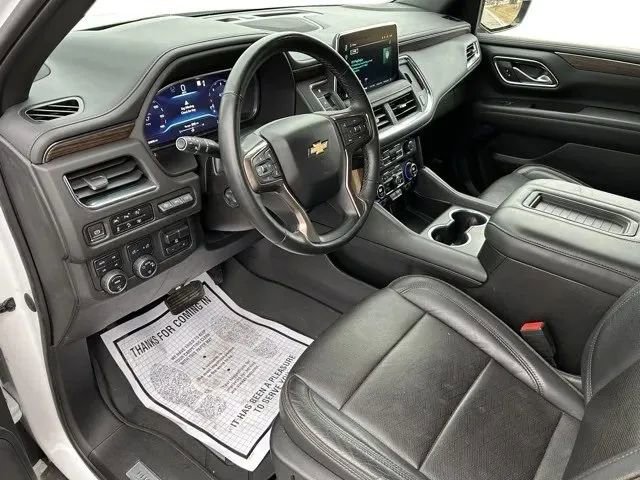 Used 2023 Chevrolet Suburban High Country image 14
