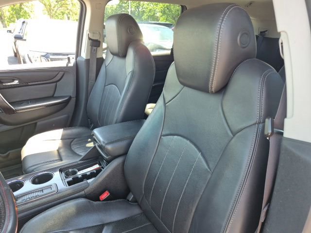 Used 2017 Chevrolet Traverse Premier w/ LPO, 'HIT The Road' Package AWD/4WD image 8