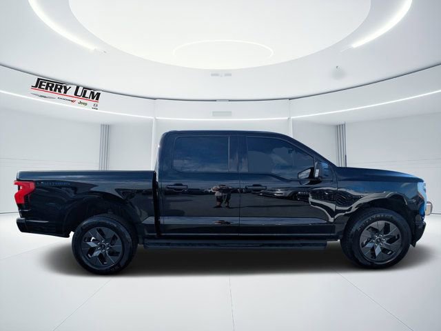 Used 2025 Ford F150 Lightning Flash w/ Max Trailer Tow Package image 2