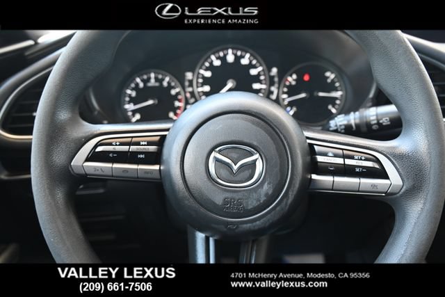Used 2021 MAZDA MAZDA3 s FWD image 8