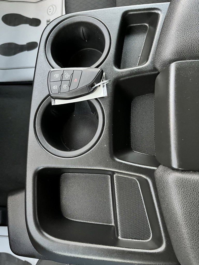 Used 2025 Chevrolet Silverado 1500 LT image 9