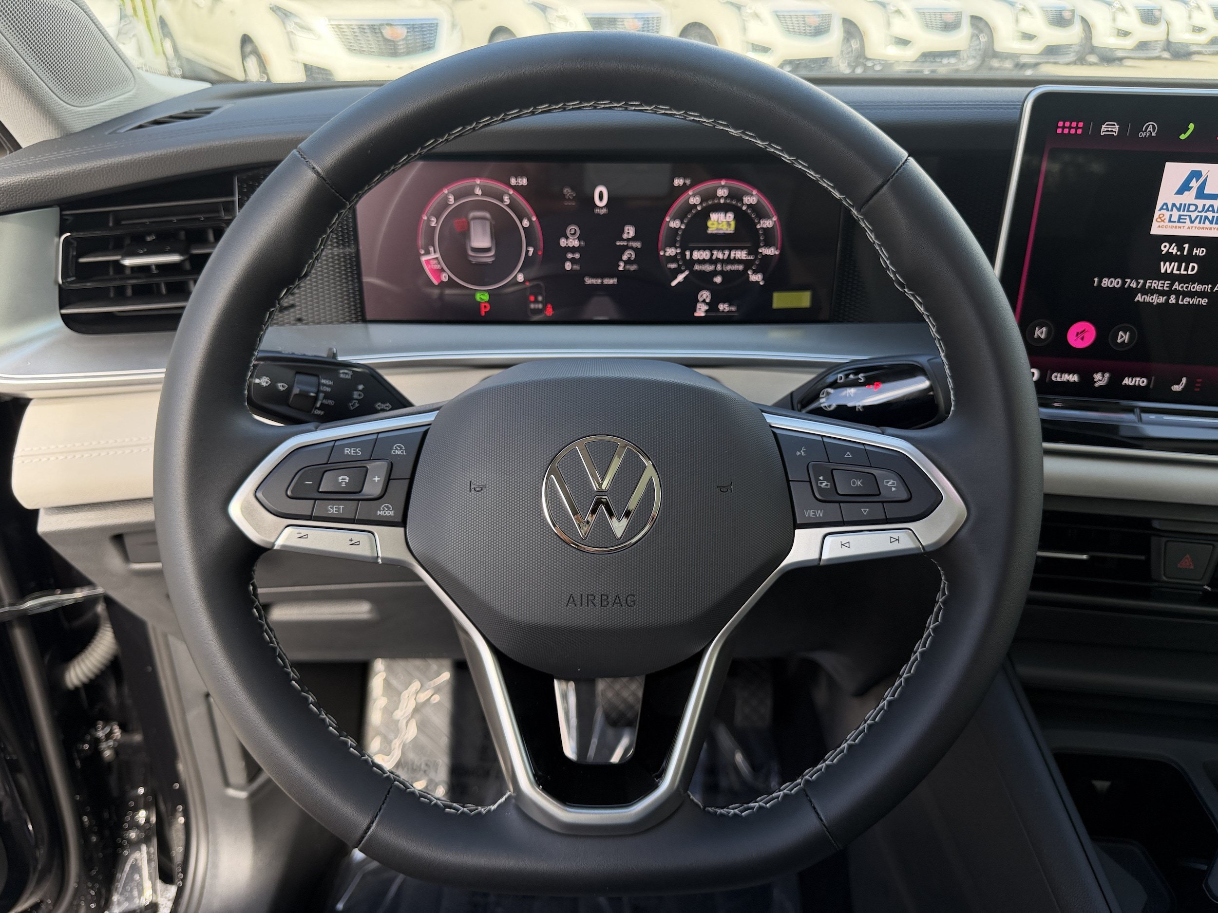 New 2026 Volkswagen Tiguan SE FWD image 33