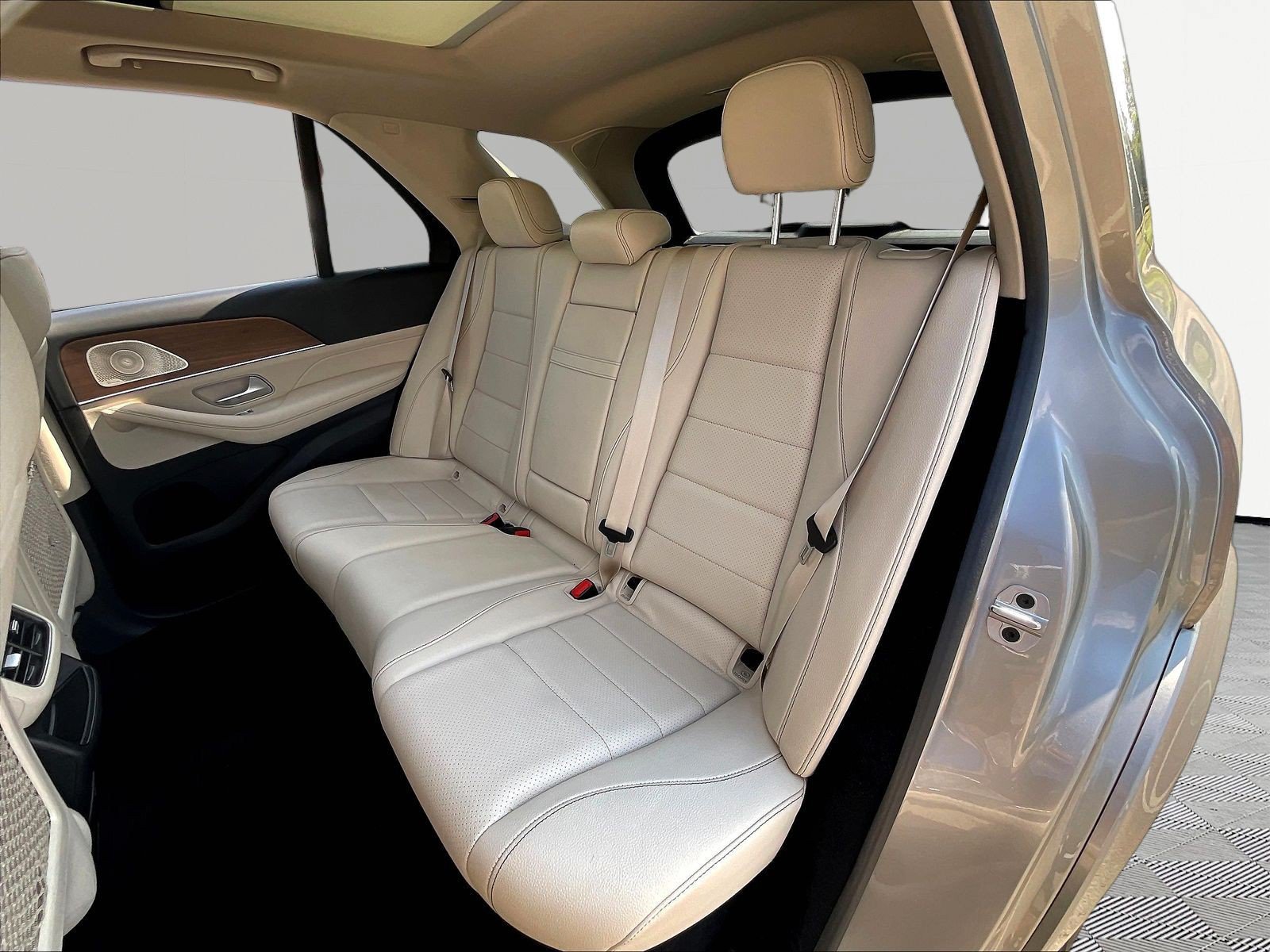 Certified 2023 Mercedes-Benz GLE 350 4MATIC w/ AMG Line Exterior image 22