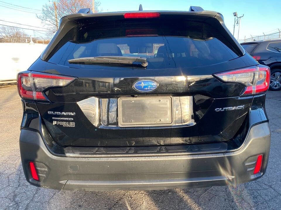 Used 2022 Subaru Outback Premium image 30