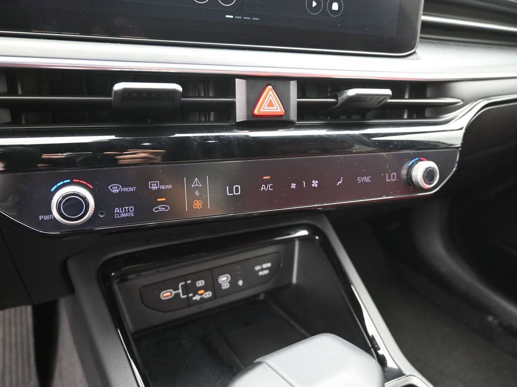 Used 2025 Kia K5 GT-Line w/ GT-Line Premium Package image 19