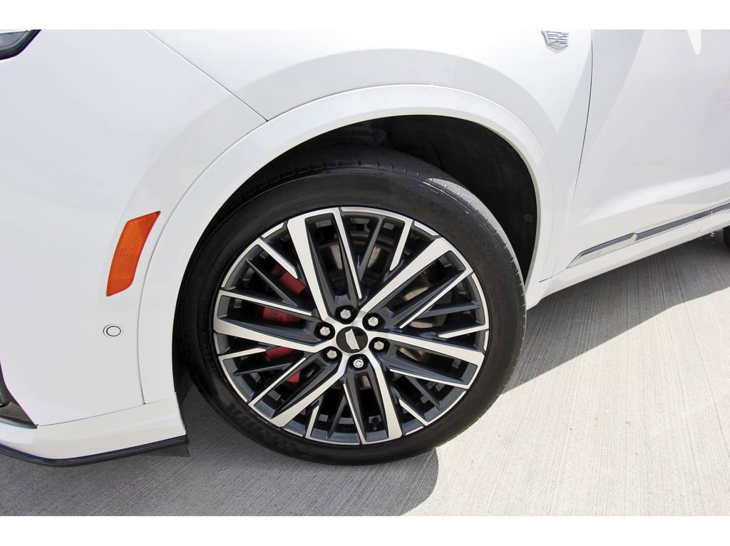 Certified 2023 Cadillac XT6 Sport w/ Technology Package image 32