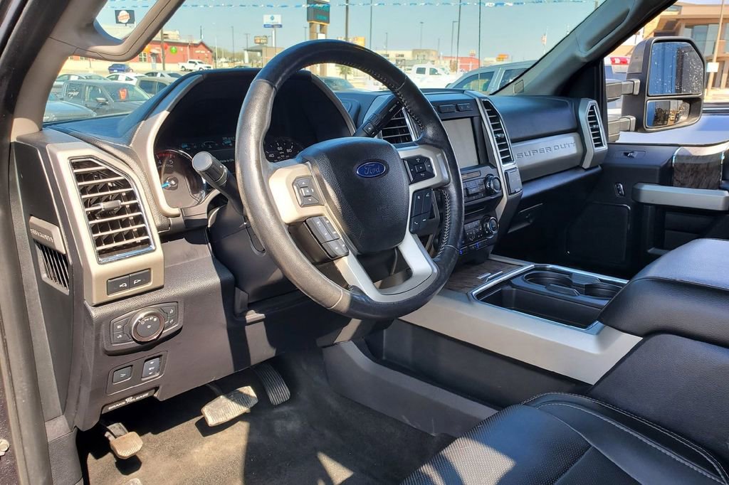 Used 2017 Ford F250 Lariat w/ Lariat Ultimate Package AWD/4WD image 9