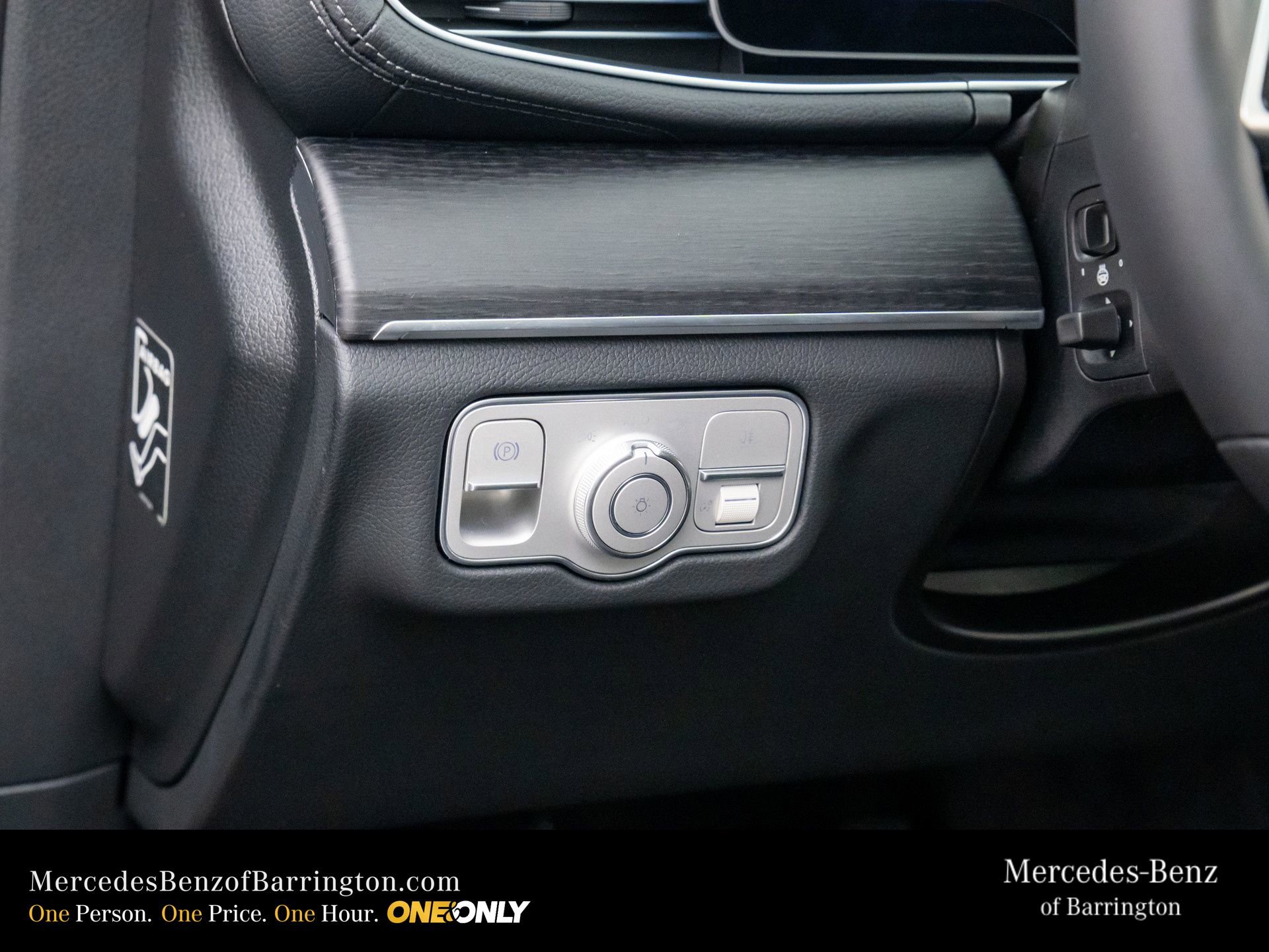 New 2026 Mercedes-Benz GLS 450 4MATIC image 22