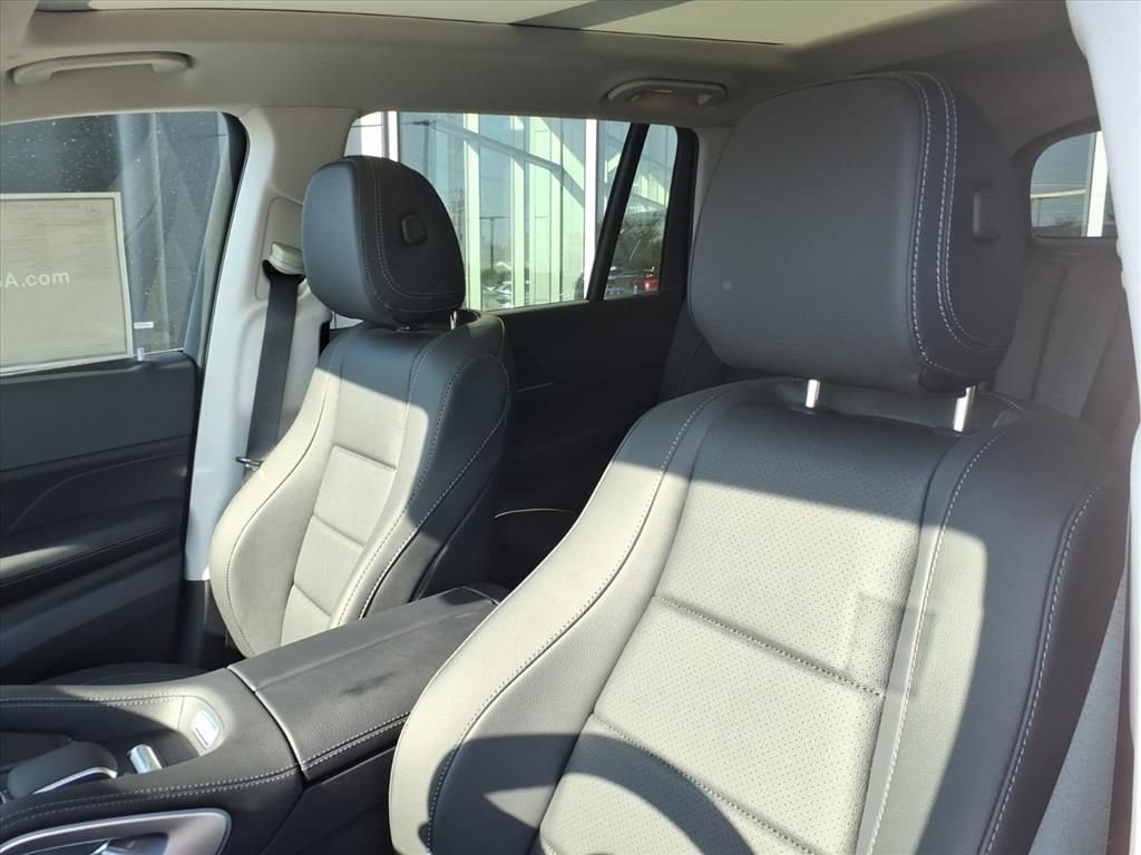 New 2026 Mercedes-Benz GLS 450 4MATIC image 13