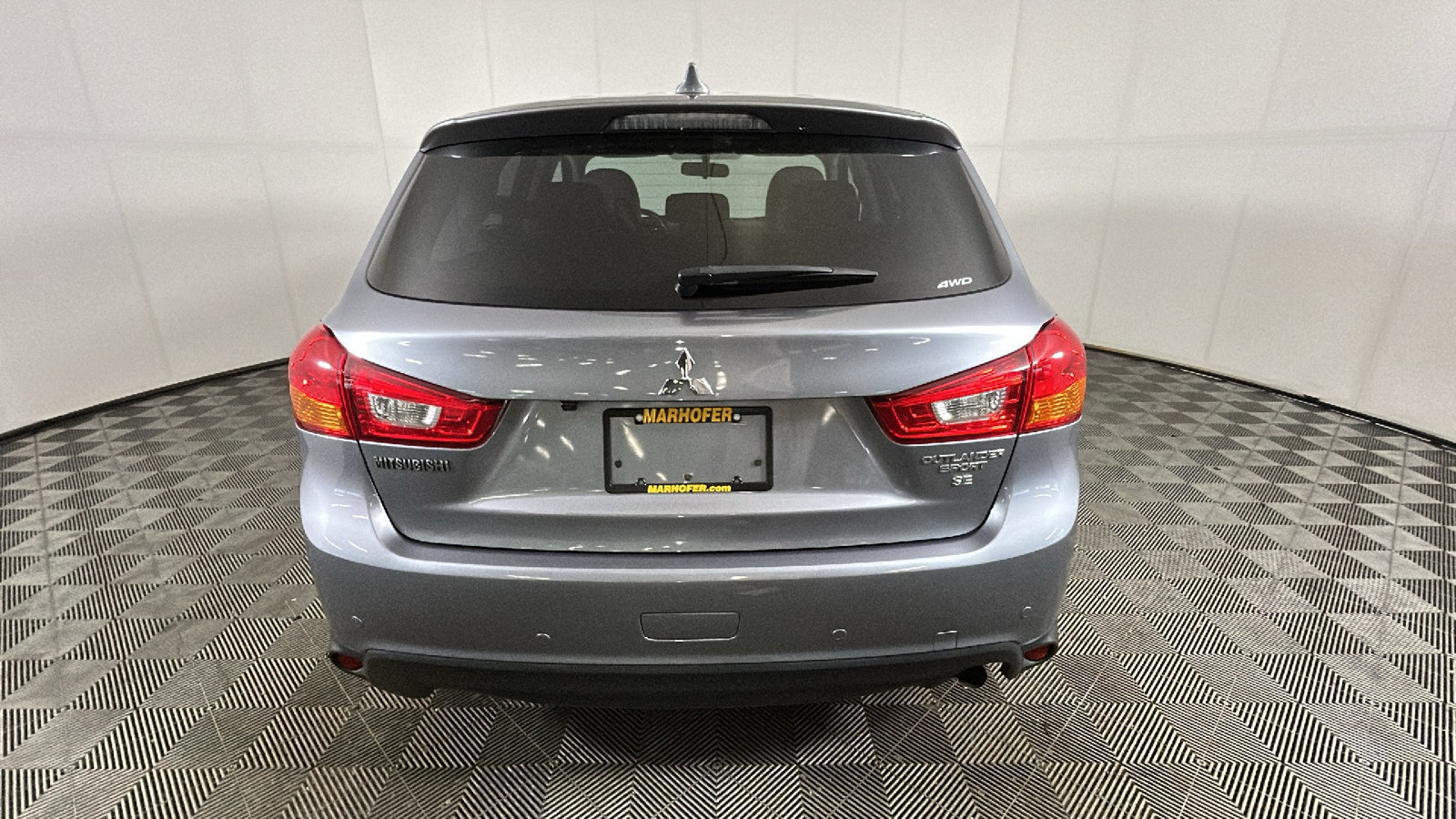 Used 2017 Mitsubishi Outlander Sport SE AWD/4WD image 3