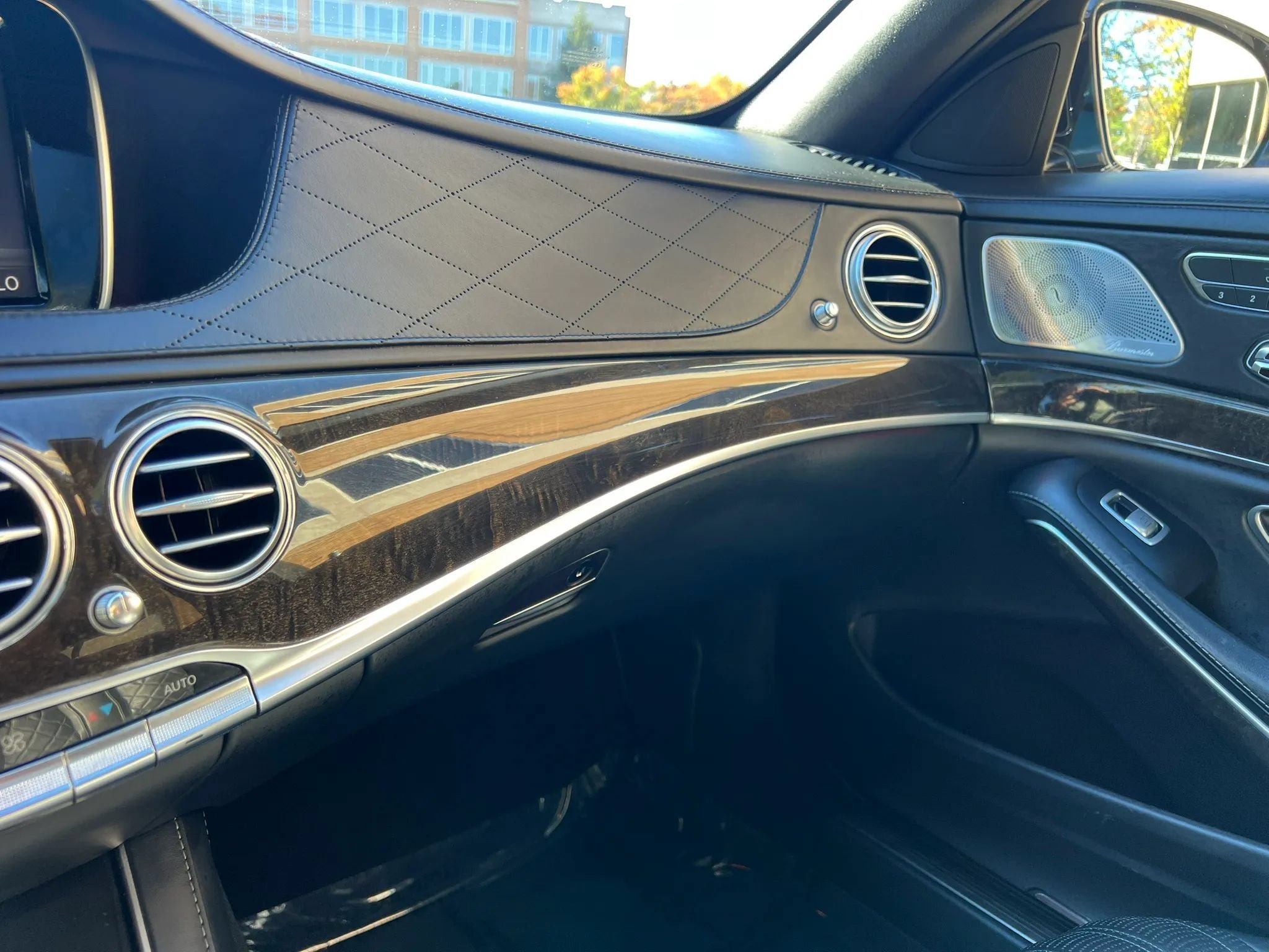 Used 2015 Mercedes-Benz S 63 AMG 4MATIC Sedan image 41