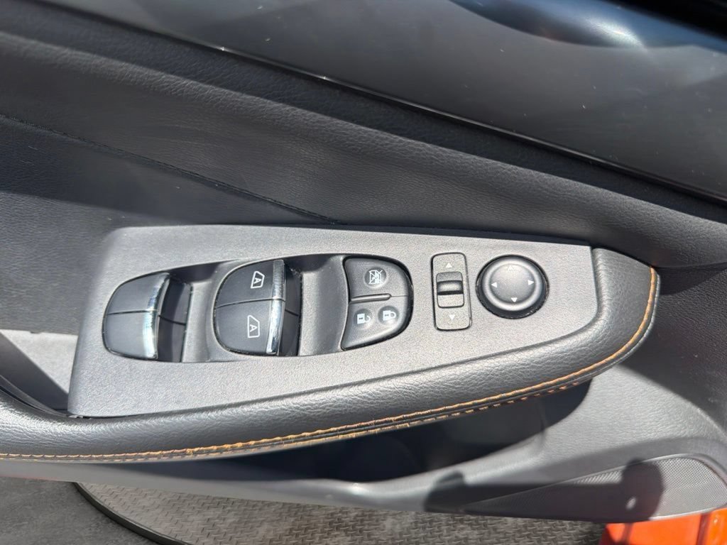 Used 2020 Nissan Maxima SR FWD image 20