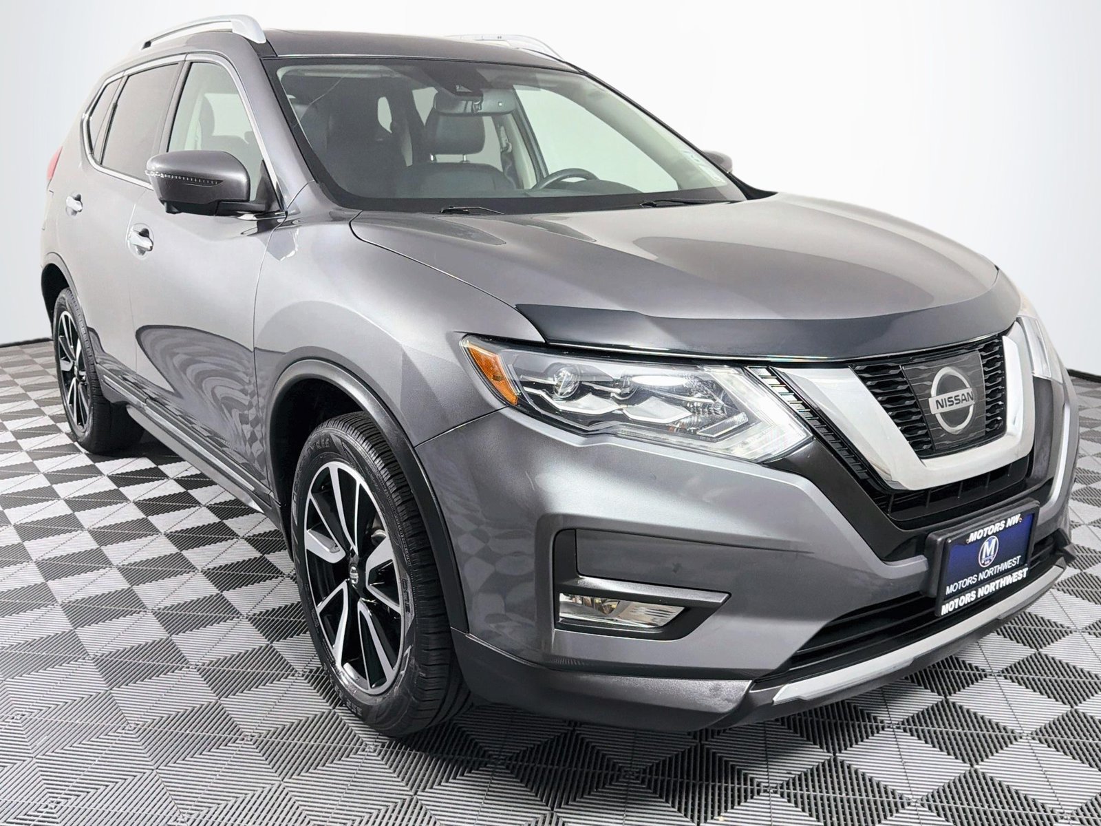 Used 2017 Nissan Rogue Platinum AWD/4WD image 29